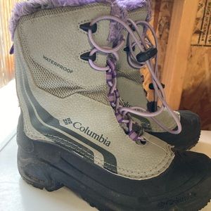 Columbia snow boots